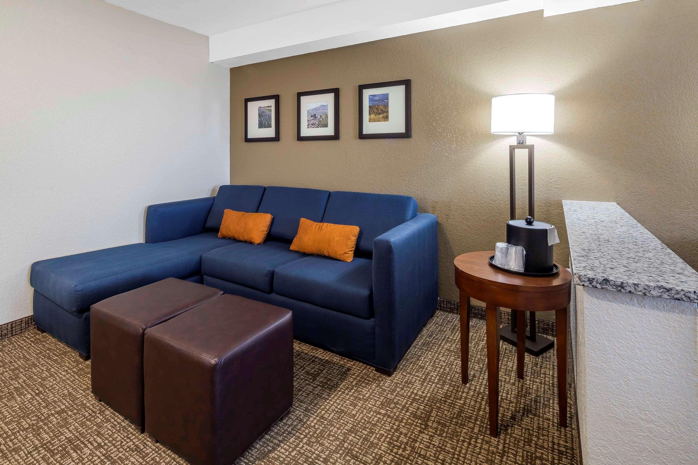 คอมฟอร์ต สวีท เอล ปาโซ แอร์พอร์ต Hotel เอลปาโซ ภายนอก รูปภาพ